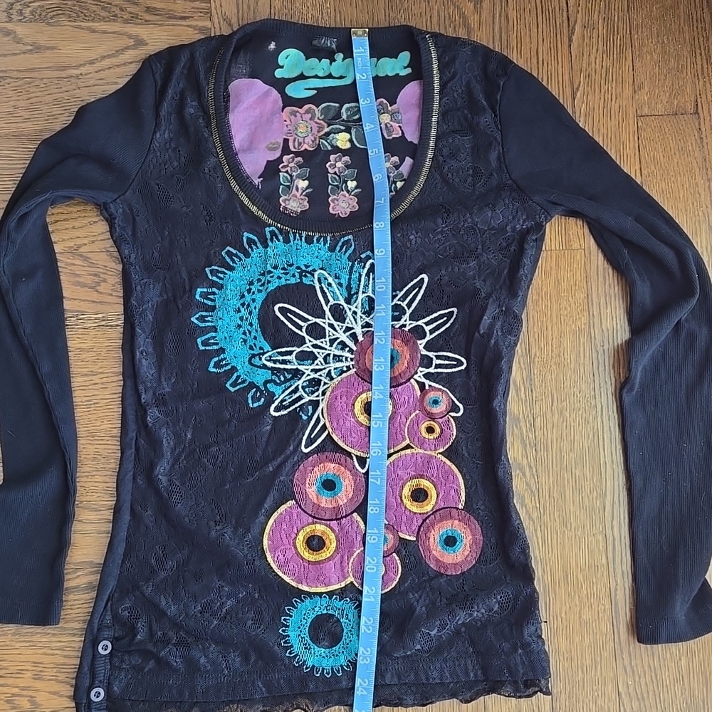 Desigual Black Lace Embroidered Top Long Sleeve Boho Artistic Size M - Picture 12 of 13